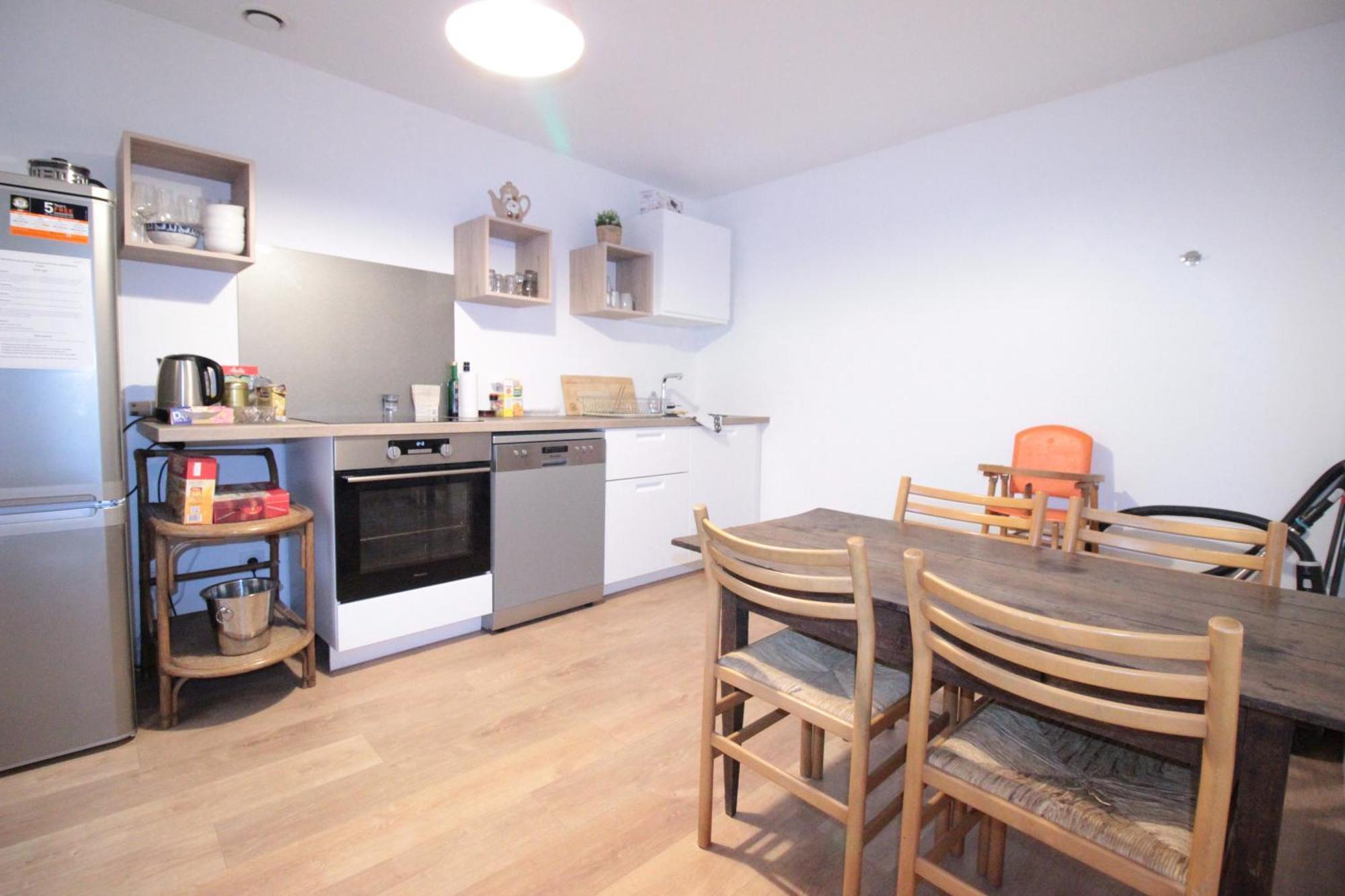 Logement Neuf "Meuse" - Hyper Centre - Parking Proche - Proche Gare - 4 Chambres - Terrasse Couverte - Wifi ! Gere Par Prestazen'Services 默兹河畔凡尔登 外观 照片
