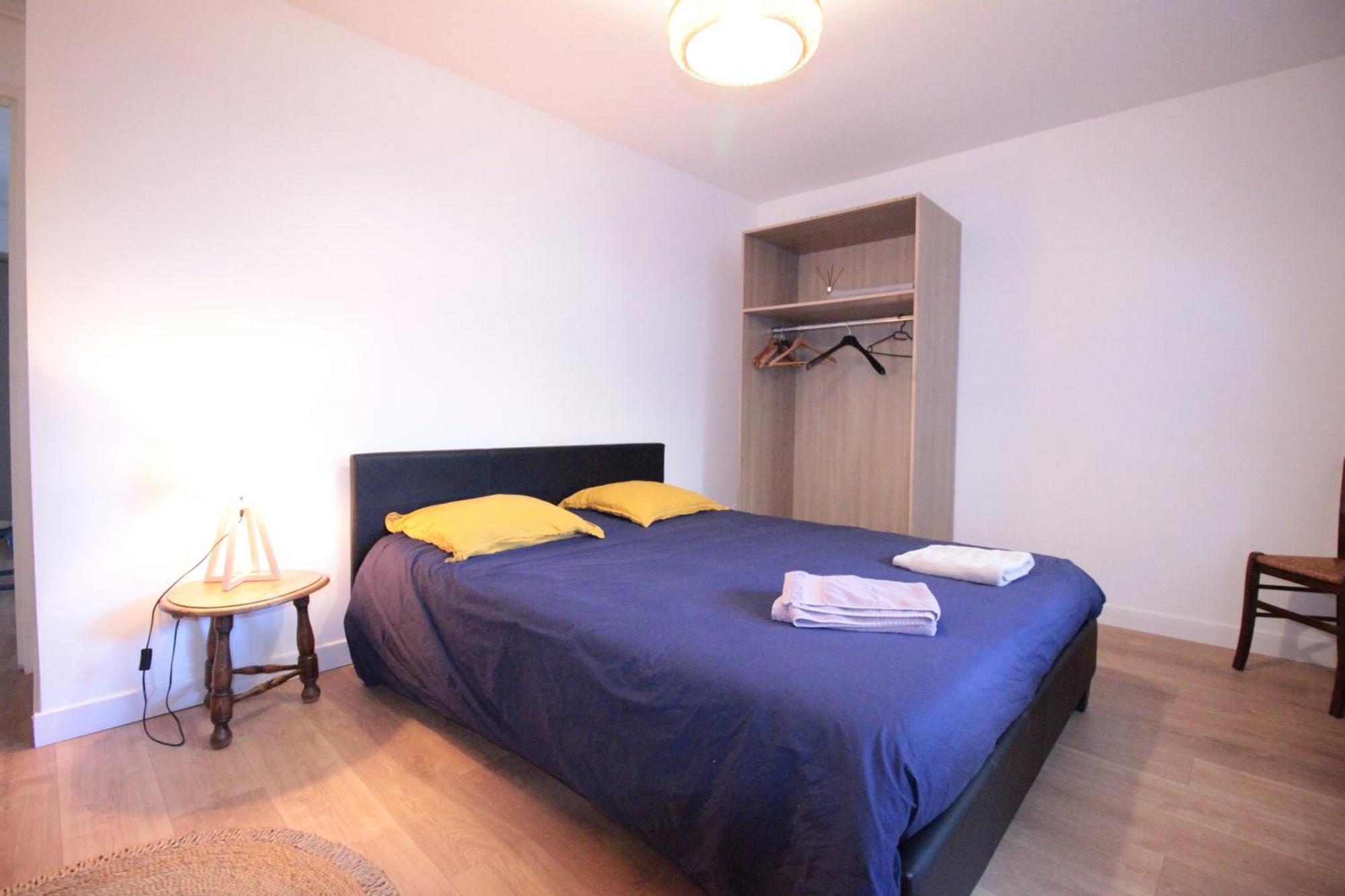 Logement Neuf "Meuse" - Hyper Centre - Parking Proche - Proche Gare - 4 Chambres - Terrasse Couverte - Wifi ! Gere Par Prestazen'Services 默兹河畔凡尔登 外观 照片